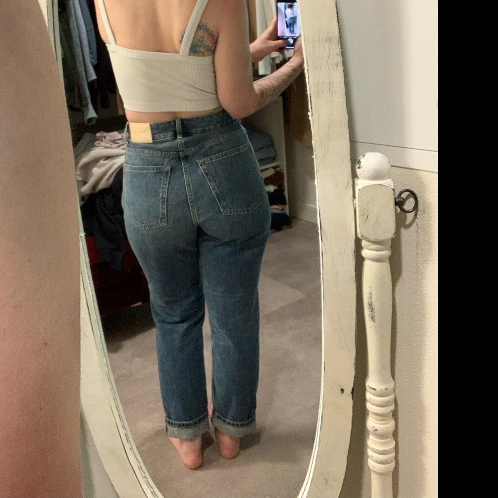 The Curvy ’90s Cheeky Jean (size 25, ankle cut)